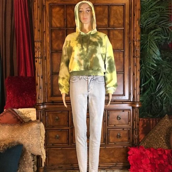 Tuscan Olive Fleece Lined Cotton Blend Cropped Tie Dye Sweatshirt Hoodie - Picture 6 of 14